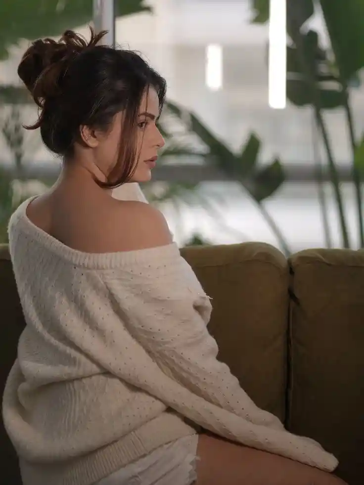 Noida escort service