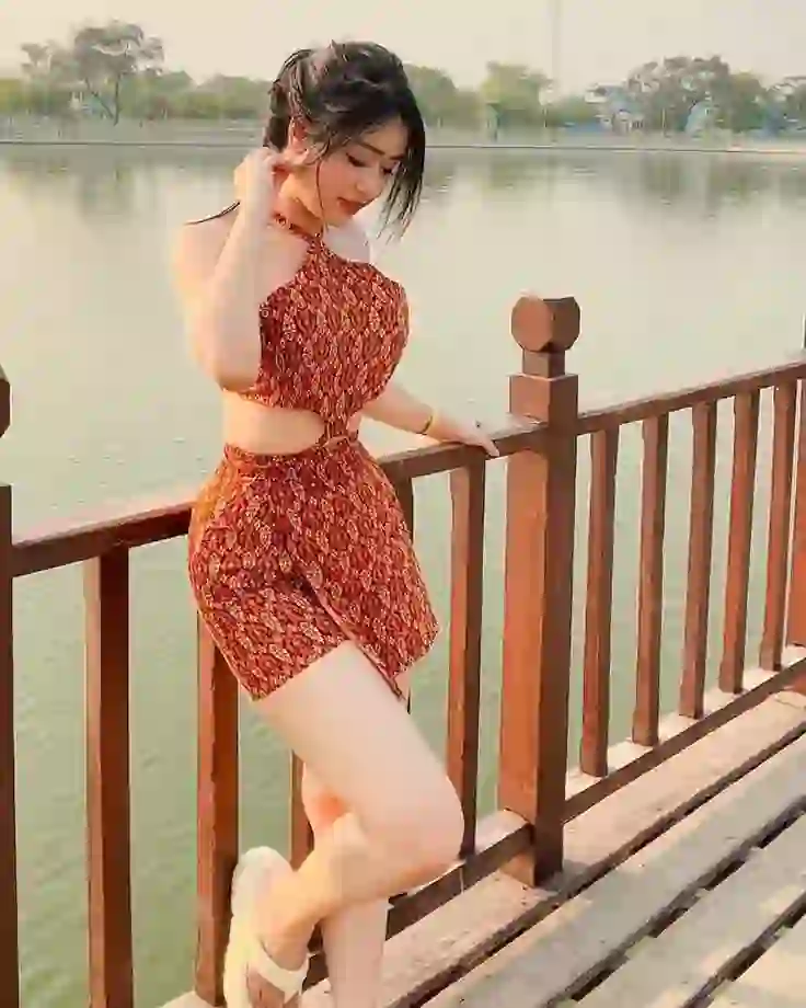 Noida Russian Escorts